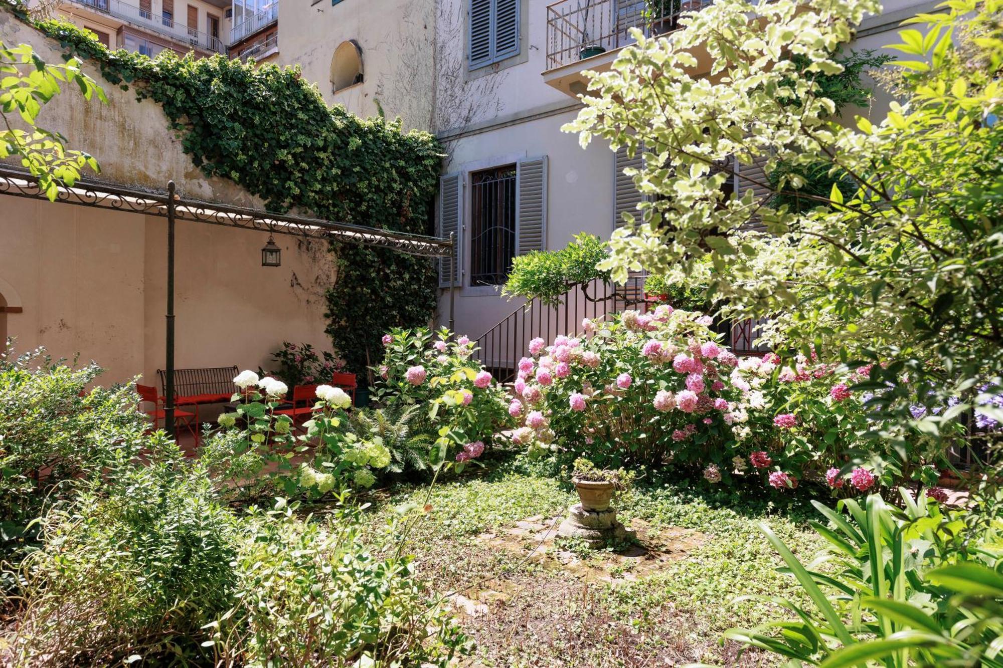 Florence Huge Apartment With Private Garden Exterior foto